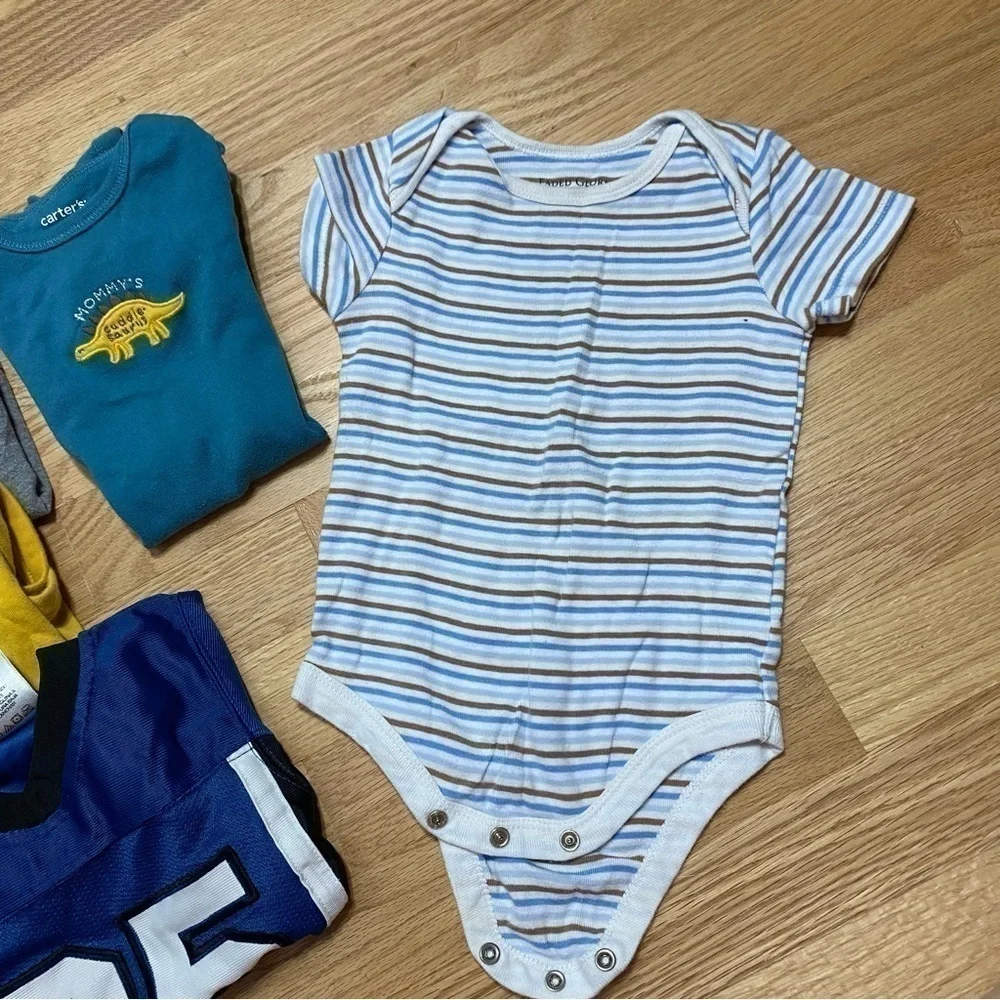 12 mos Boys Short Sleeve Shirt Bundle Carter’s Dinosaur Flag Jersey Stripe Truck